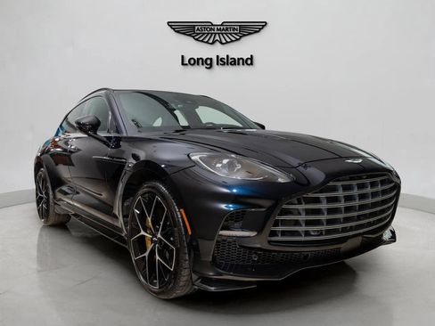 New 2026 Aston Martin DBX 707 image 3