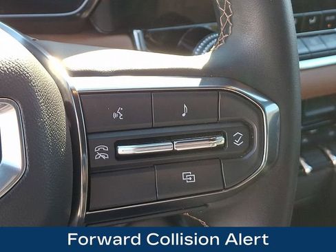 Used 2024 GMC Canyon AT4 w/ Canyon Safety Plus Package image 26