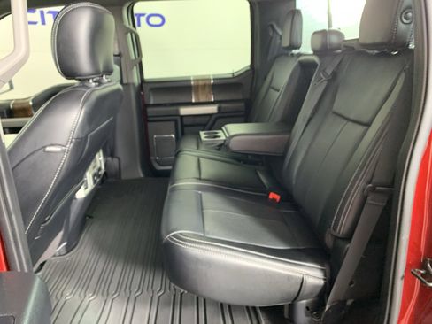 Used 2019 Ford F150 Lariat w/ Equipment Group 502A Luxury image 32