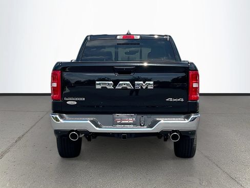 Used 2025 RAM 1500 Laramie AWD/4WD image 6