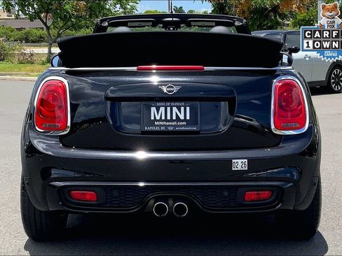 Used 2019 MINI Cooper S w/ Signature Upholstery Package FWD image 4