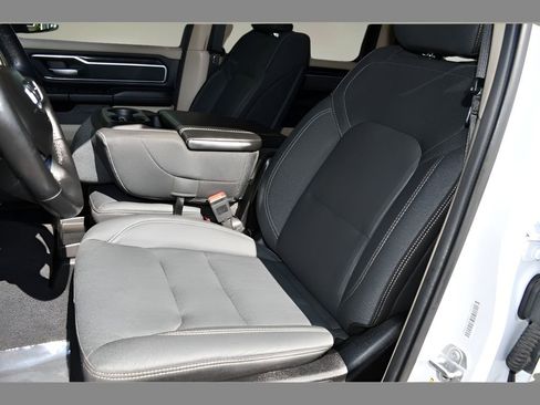 Used 2019 RAM 1500 Big Horn RWD image 14