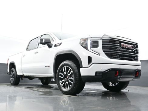 Used 2024 GMC Sierra 1500 AT4 w/ AT4 Preferred Package image 42