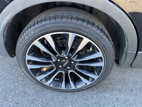 Used 2019 Lincoln MKC Reserve w/ MKC Technology Package image 18