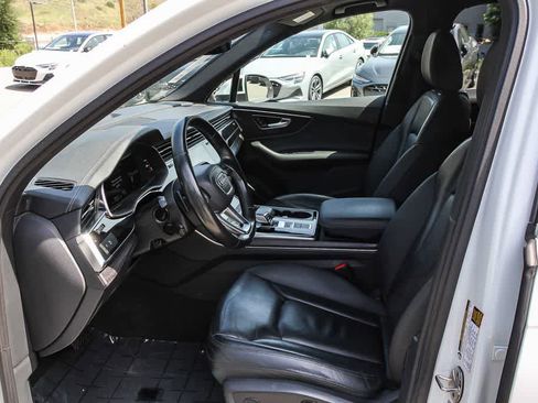 Used 2023 Audi Q7 2.0T Premium w/ Convenience Package AWD/4WD image 16