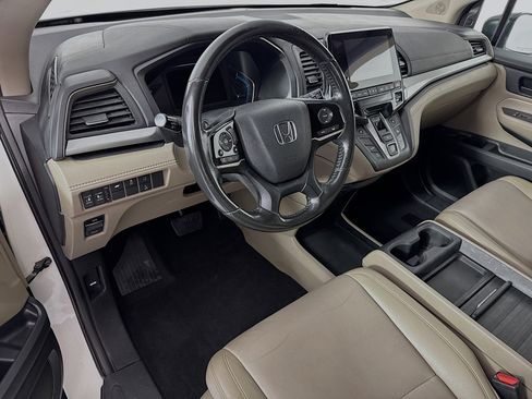 Certified 2018 Honda Odyssey EX-L image 9