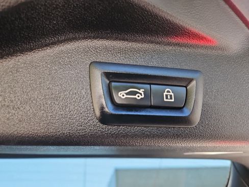 Used 2019 BMW X5 xDrive40i w/ Premium Package 2 image 16