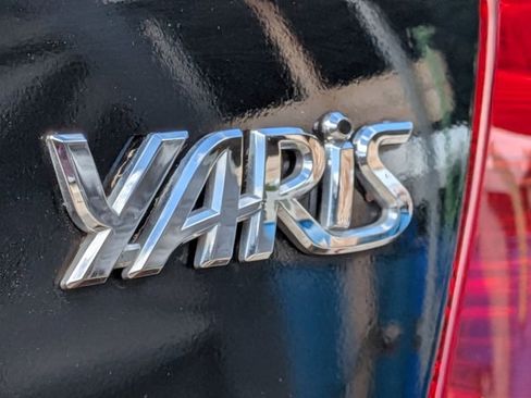 Used 2008 Toyota Yaris 2-Door Hatchback image 5