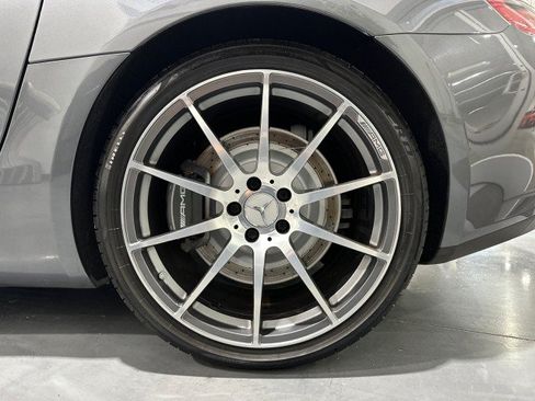 Used 2019 Mercedes-Benz AMG GT Roadster image 9