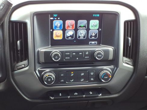 Used 2017 Chevrolet Silverado 1500 LT AWD/4WD image 9