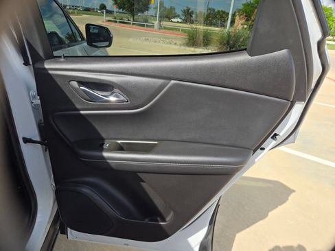 Used 2024 Chevrolet Blazer LT FWD image 23