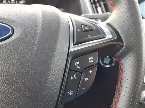 Used 2024 Ford Edge ST-Line image 28