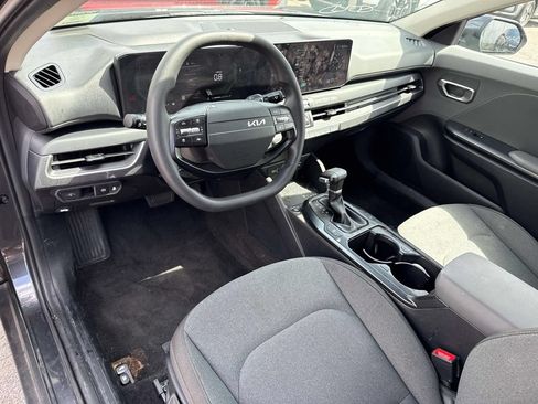Certified 2025 Kia K4 FWD image 21