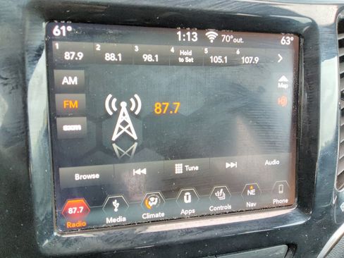 Used 2019 Jeep Cherokee High Altitude FWD image 25