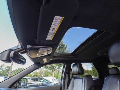 Used 2019 Dodge Durango GT image 37