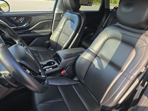 Used 2020 Lincoln Corsair AWD w/ Equipment Group 101A image 14