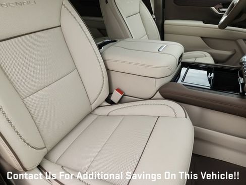 New 2026 GMC Yukon XL Denali w/ Sun & Power Step Package AWD/4WD image 10