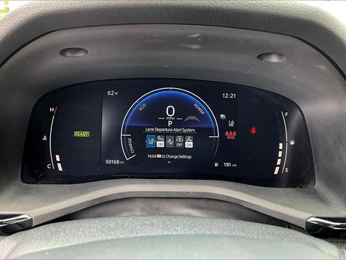 Used 2025 Toyota Camry LE FWD image 13