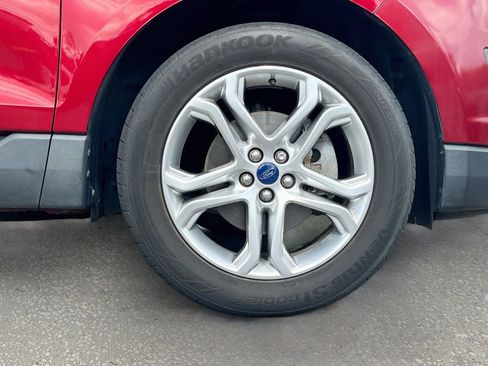 Used 2017 Ford Edge Titanium w/ Technology Package FWD image 29