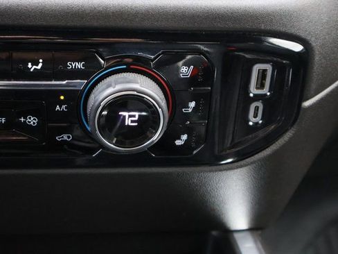 Certified 2024 Chevrolet Silverado 1500 LTZ AWD/4WD image 30
