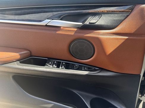 Used 2015 BMW X5 xDrive35i image 10