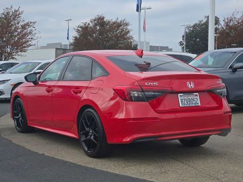 Used 2022 Honda Civic Sport image 6