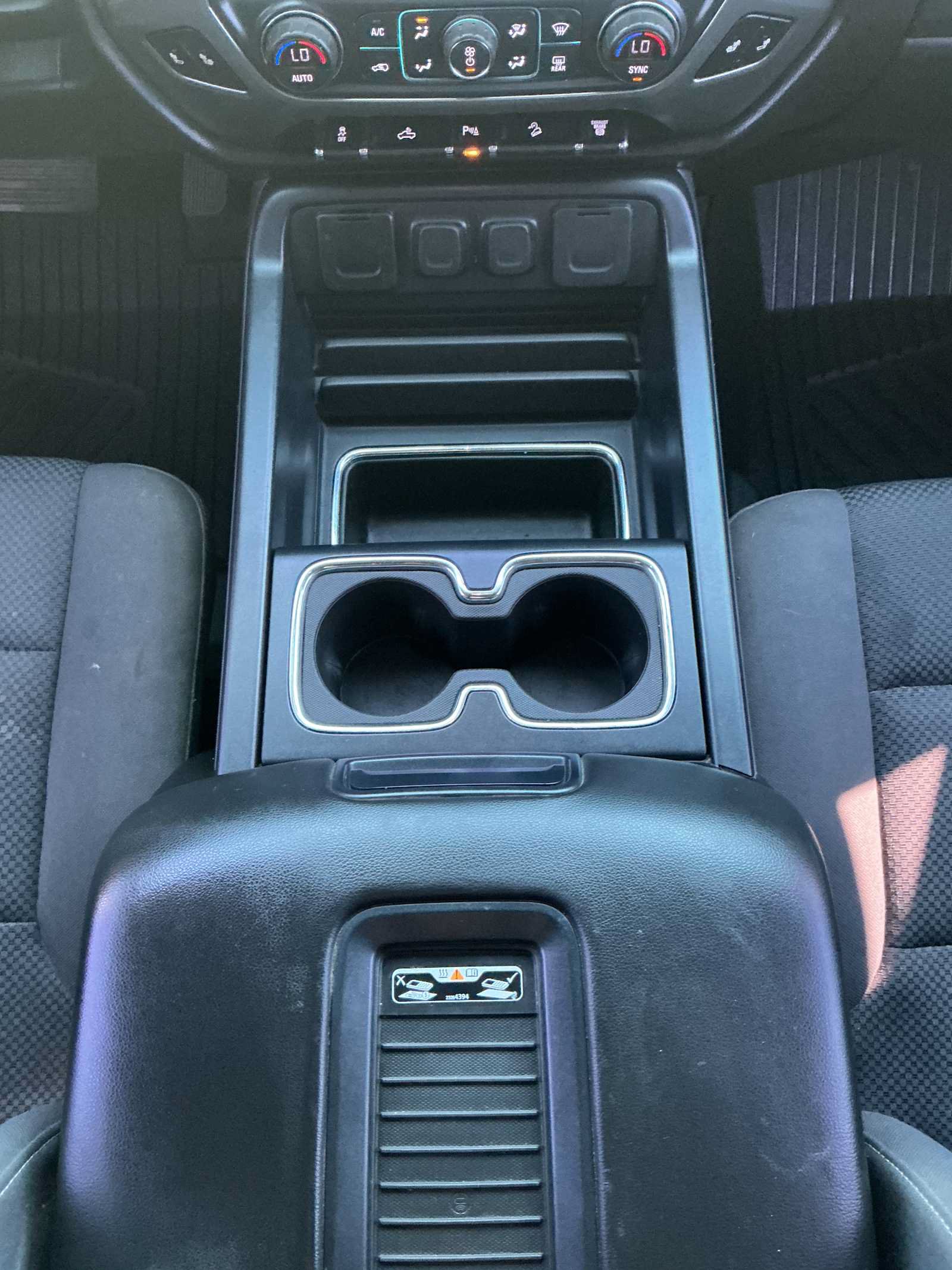 Used 2019 Chevrolet Silverado 2500 LT w/ Midnight Edition AWD/4WD image 17