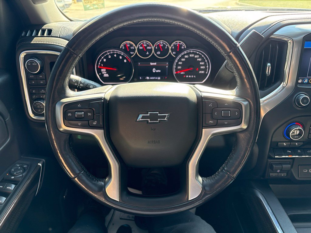 Used 2020 Chevrolet Silverado 1500 LT Trail Boss AWD/4WD image 32