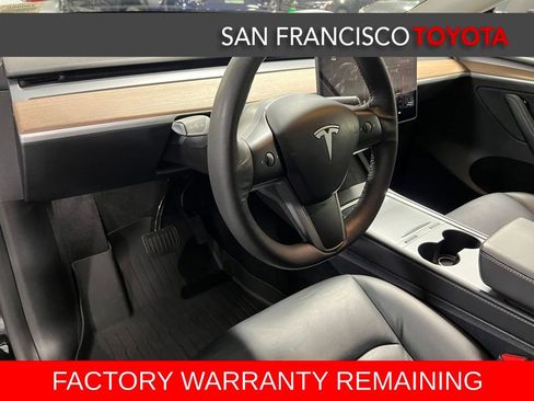 Used 2024 Tesla Model Y Long Range image 13