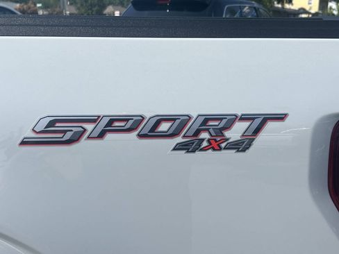 Used 2023 Ford F150 4x4 SuperCrew image 9