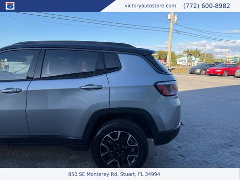 Used 2019 Jeep Compass Trailhawk w/ Cold Weather Group image 5