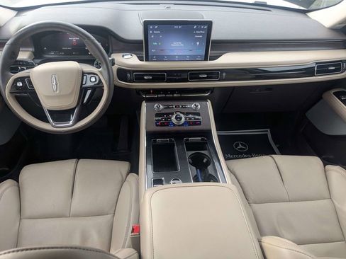Used 2024 Lincoln Aviator Reserve w/ Equipment Group 201A AWD/4WD image 16