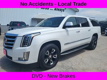 Used 2017 Cadillac Escalade ESV Luxury