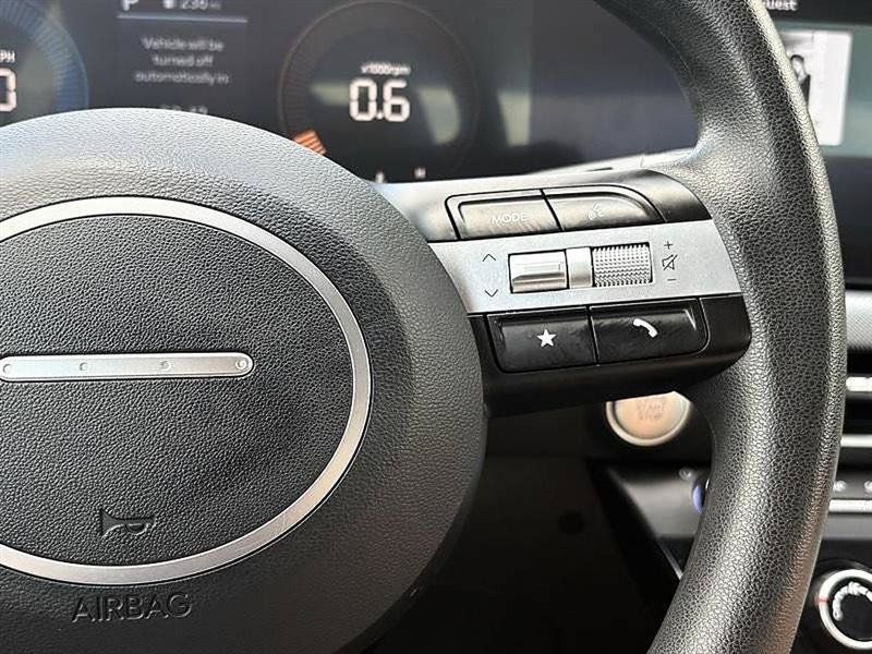 Used 2025 Hyundai Sonata SE FWD image 19