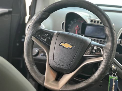 Used 2016 Chevrolet Sonic LT FWD image 10