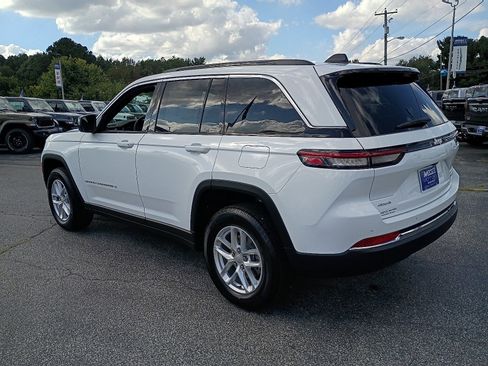 New 2025 Jeep Grand Cherokee Laredo X w/ Luxury Tech Group I image 4