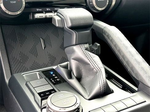 New 2026 Toyota 4Runner SR5 image 14