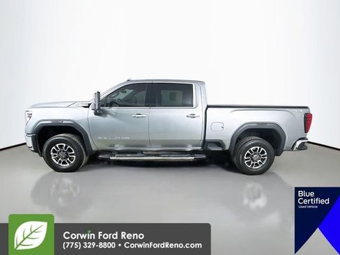 Used 2025 GMC Sierra 2500 SLT w/ SLT Premium Package image 5