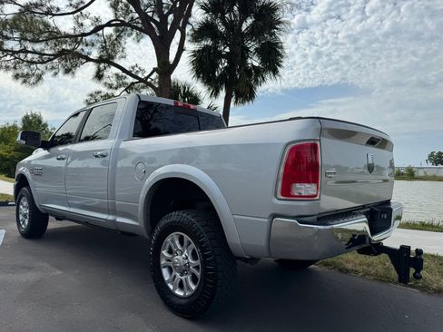 Used 2016 RAM 2500 Laramie AWD/4WD image 4