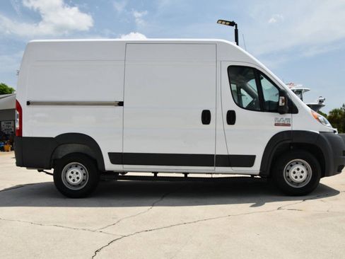 Used 2017 RAM ProMaster 1500 w/ Interior Convenience Group FWD image 9