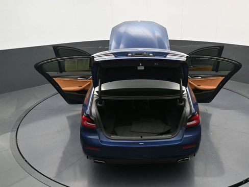 Used 2022 BMW 530i xDrive w/ Convenience Package image 41