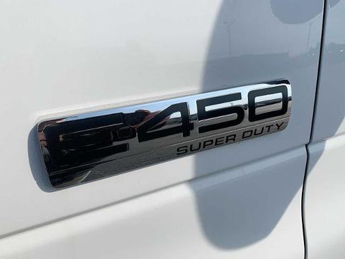 Used 2017 Ford E-450 and Econoline 450 Super Duty w/ Power Windows & Locks Group RWD image 24