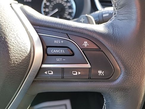 Used 2019 INFINITI QX50 Essential w/ Sensory Package image 32