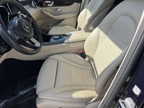 Used 2019 Mercedes-Benz GLC 300 image 17