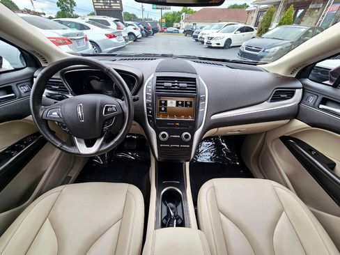 Used 2019 Lincoln MKC Premiere image 20