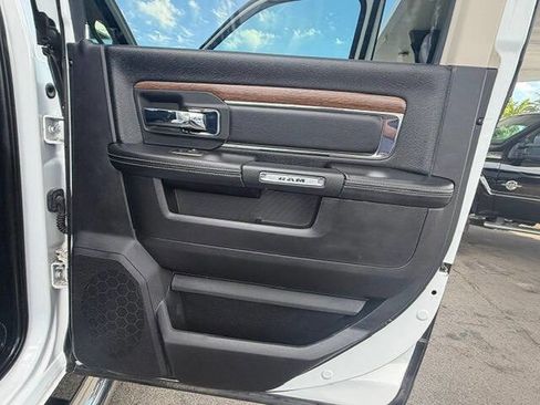 Used 2017 RAM 2500 Laramie AWD/4WD image 29