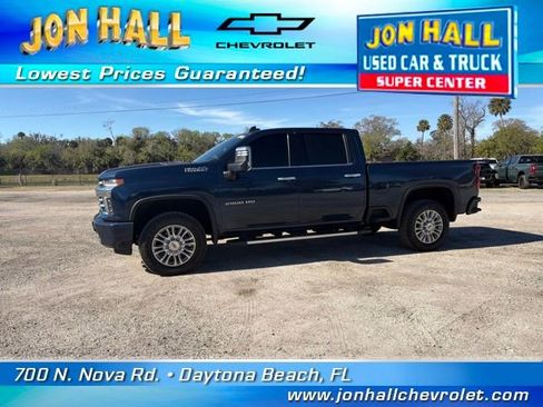 Certified 2022 Chevrolet Silverado 2500 High Country w/ Safety Package II image 3
