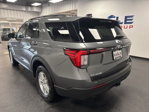 New 2025 Ford Explorer Active image 8