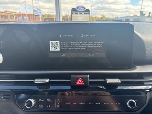 New 2026 Kia Sportage EX w/ EX Panorama Roof Package image 36