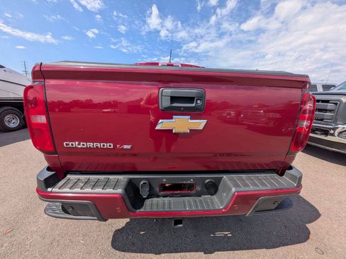 Used 2019 Chevrolet Colorado Z71 AWD/4WD image 5
